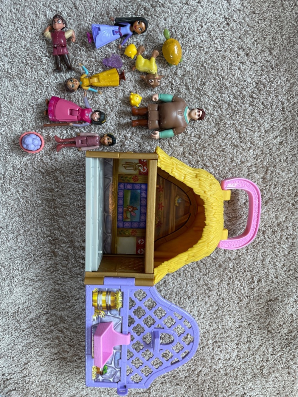 Wish Asha Disney Fantasy Playset Carrying Case with Figures